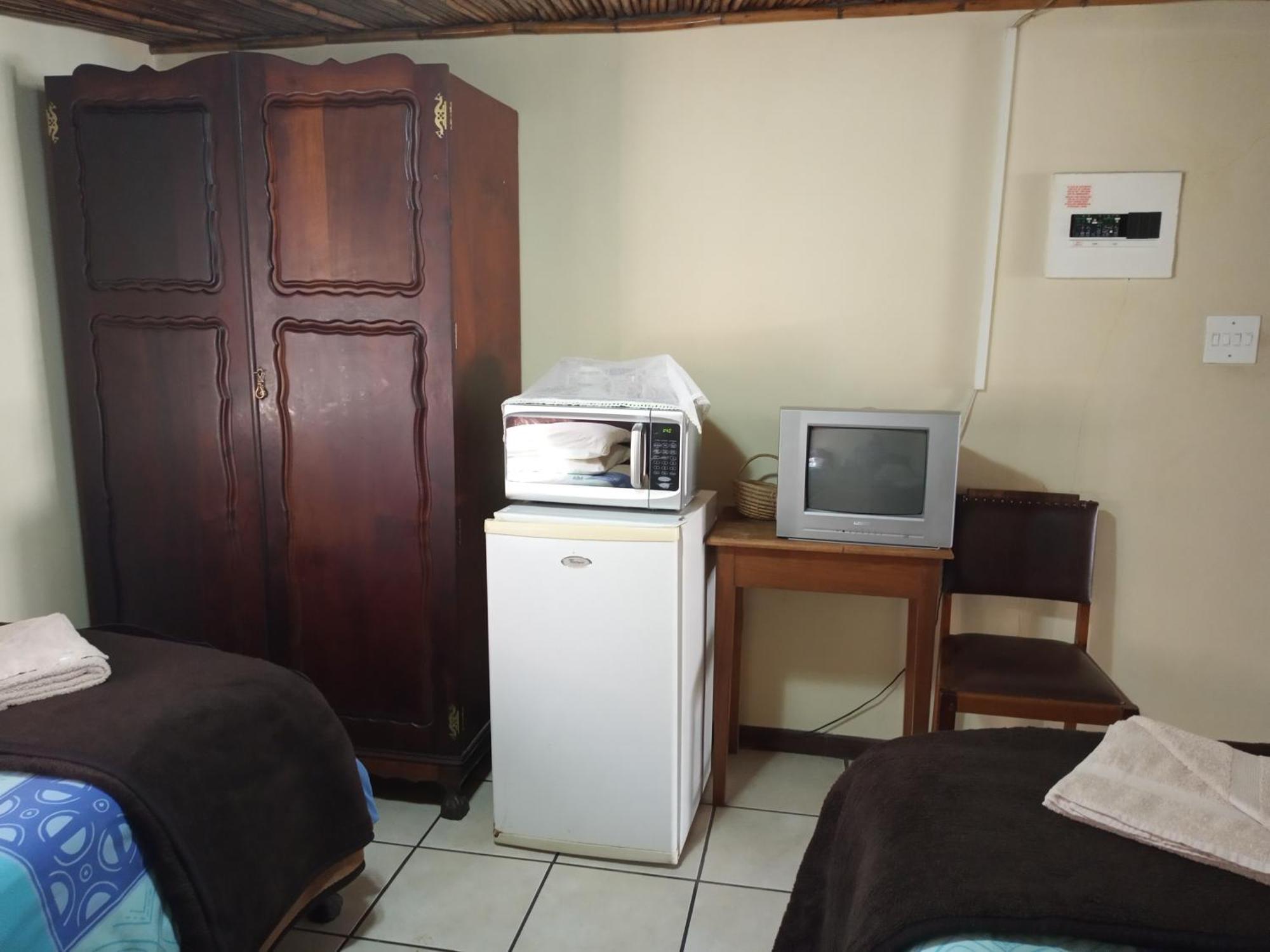 Route 62 B&B Robertson Room photo